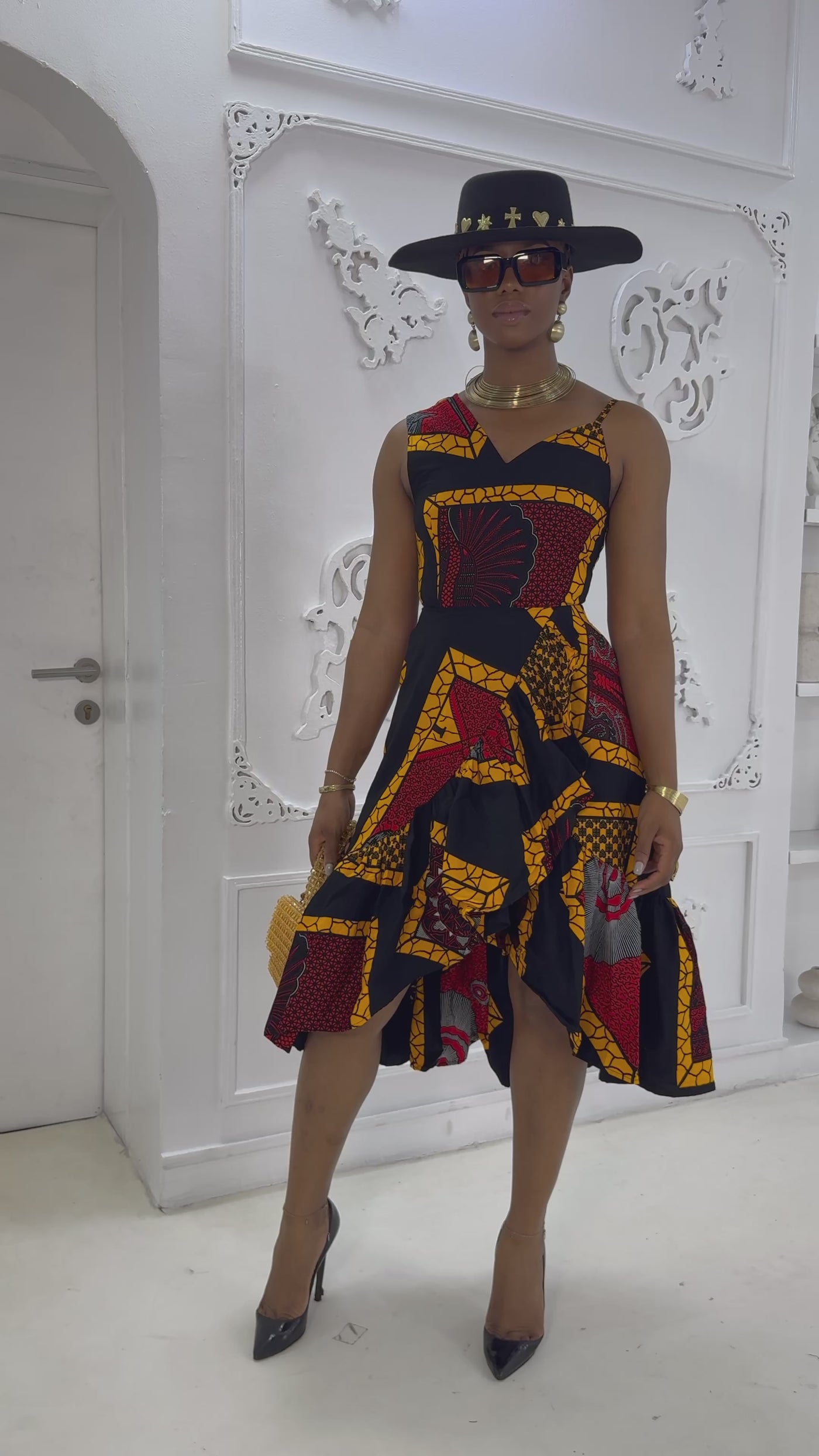 REMI AFRICAN PRINT SCALLOP PLEATED DRESS [RED]